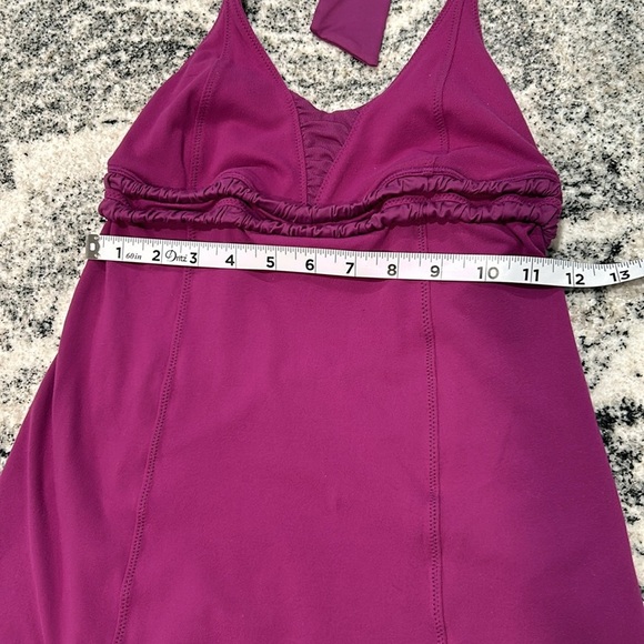 Size 4 Lululemon tank top, purple - Picture 4 of 11